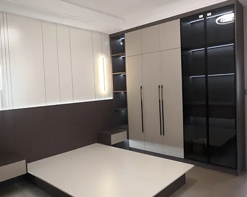 কাঠের পোশাক কীভাবে পরিষ্কার করবেন